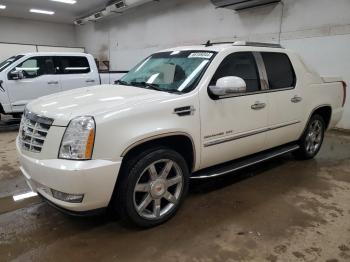  Salvage Cadillac Escalade