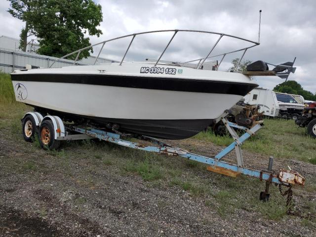  Salvage Bayliner Boat