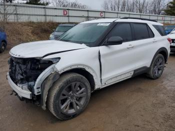  Salvage Ford Explorer