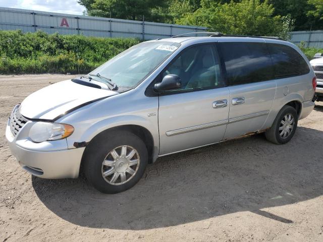  Salvage Chrysler Minivan