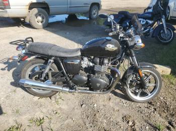  Salvage Triumph Motorcycle Bonneville