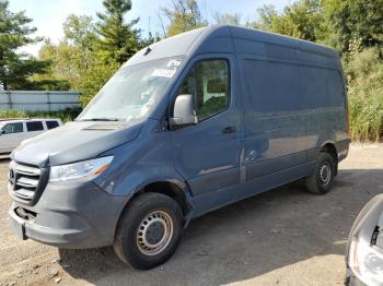  Salvage Mercedes-Benz Sprinter