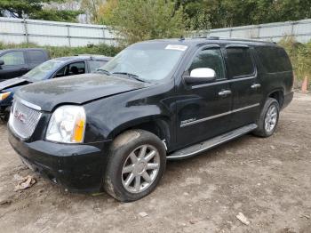  Salvage GMC Yukon