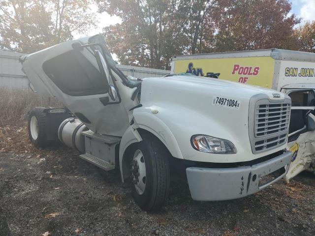  Salvage Freightliner M2 112 Med