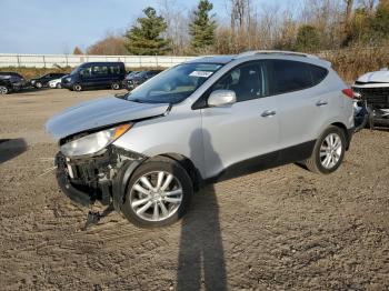  Salvage Hyundai TUCSON