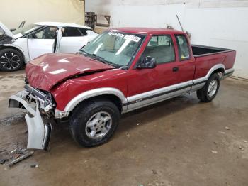  Salvage Chevrolet S-10