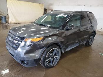  Salvage Ford Explorer