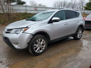  Salvage Toyota RAV4