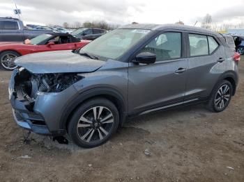  Salvage Nissan Kicks