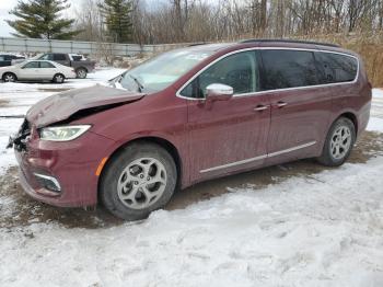  Salvage Chrysler Pacifica