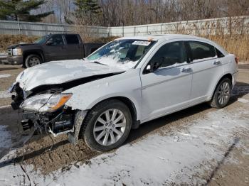  Salvage Chrysler 200