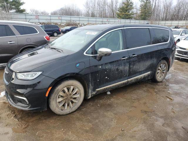  Salvage Chrysler Pacifica