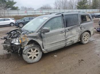  Salvage Chrysler Minivan