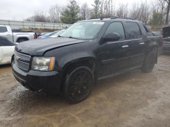  Salvage Chevrolet Avalanche