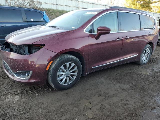  Salvage Chrysler Pacifica