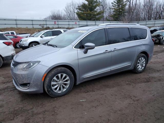  Salvage Chrysler Pacifica