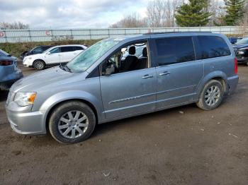  Salvage Chrysler Minivan