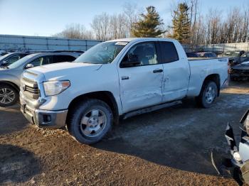  Salvage Toyota Tundra