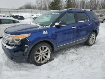  Salvage Ford Explorer