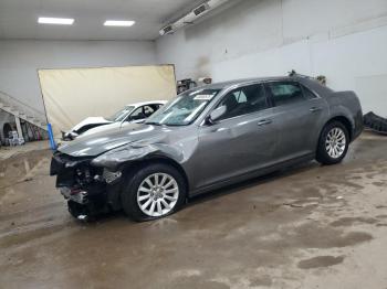  Salvage Chrysler 300