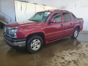  Salvage Chevrolet Avalanche