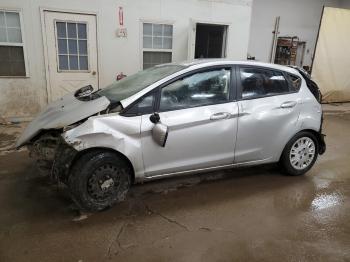  Salvage Ford Fiesta