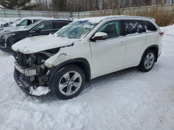  Salvage Toyota Highlander