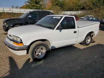  Salvage Chevrolet S-10