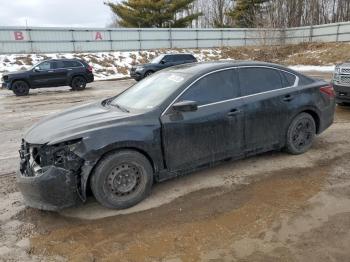  Salvage Nissan Altima