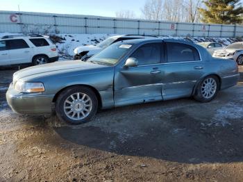  Salvage Lincoln Towncar