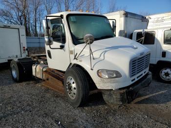  Salvage Freightliner M2 106 Med