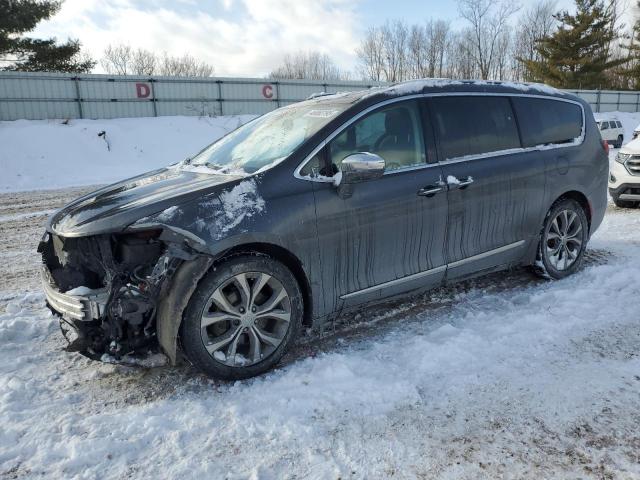  Salvage Chrysler Pacifica