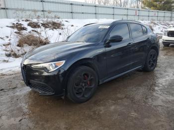  Salvage Alfa Romeo Stelvio