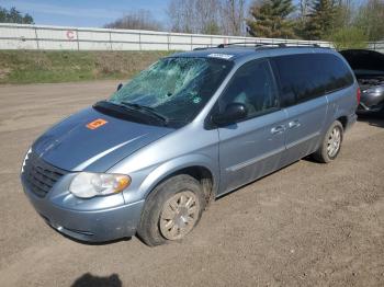  Salvage Chrysler Minivan