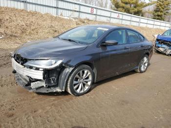  Salvage Chrysler 200