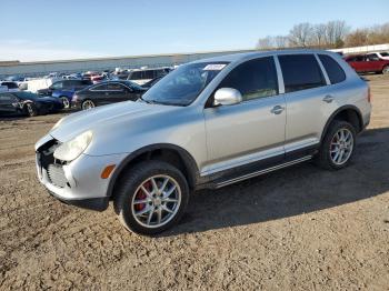  Salvage Porsche Cayenne