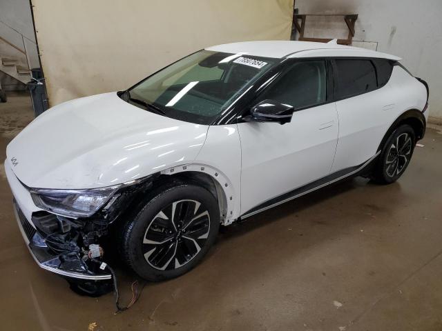  Salvage Kia EV6