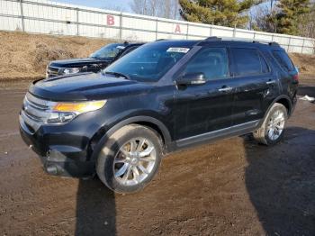  Salvage Ford Explorer