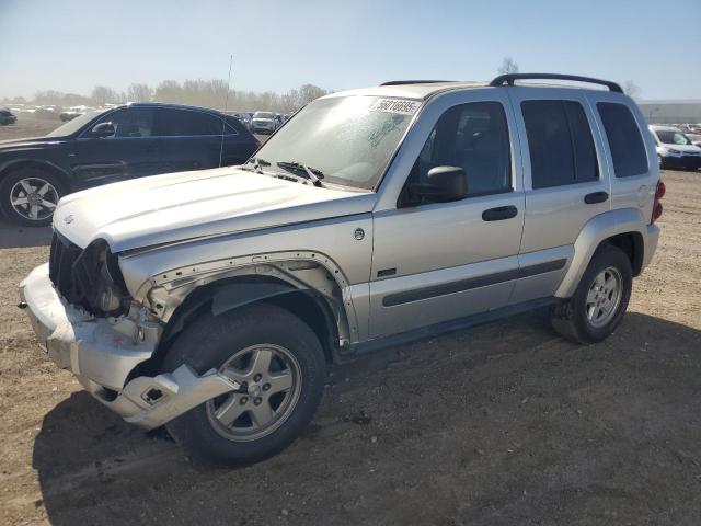  Salvage Jeep Liberty