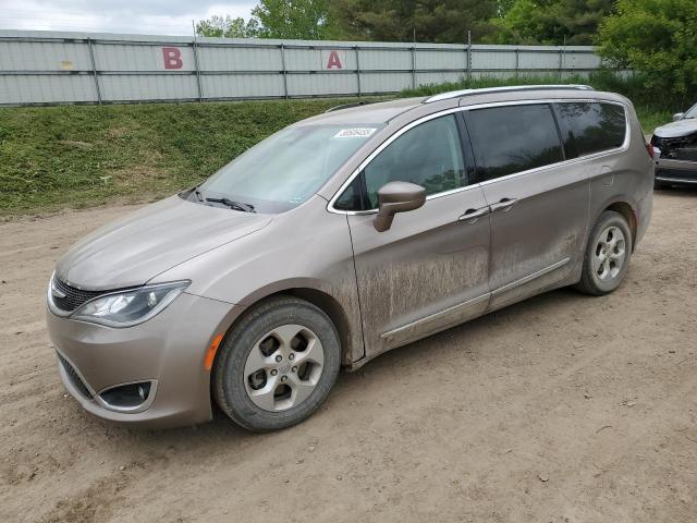  Salvage Chrysler Pacifica