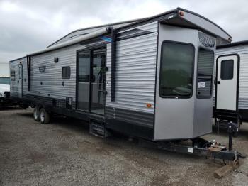  Salvage Salem Trailer