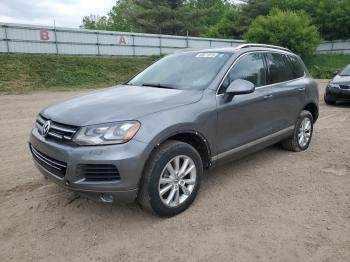  Salvage Volkswagen Touareg