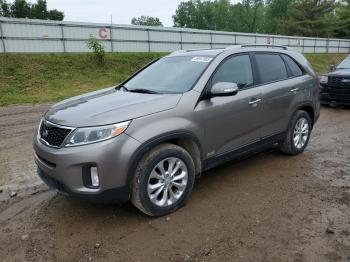  Salvage Kia Sorento
