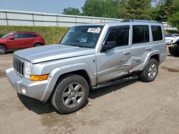  Salvage Jeep Commander