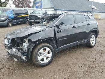  Salvage Jeep Compass