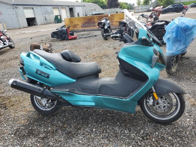  Salvage Suzuki Scooter