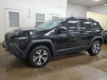  Salvage Jeep Cherokee