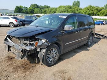  Salvage Chrysler Minivan