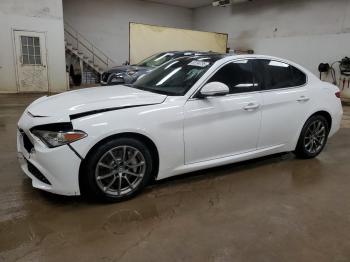  Salvage Alfa Romeo Giulia