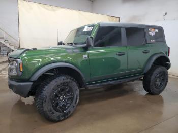  Salvage Ford Bronco